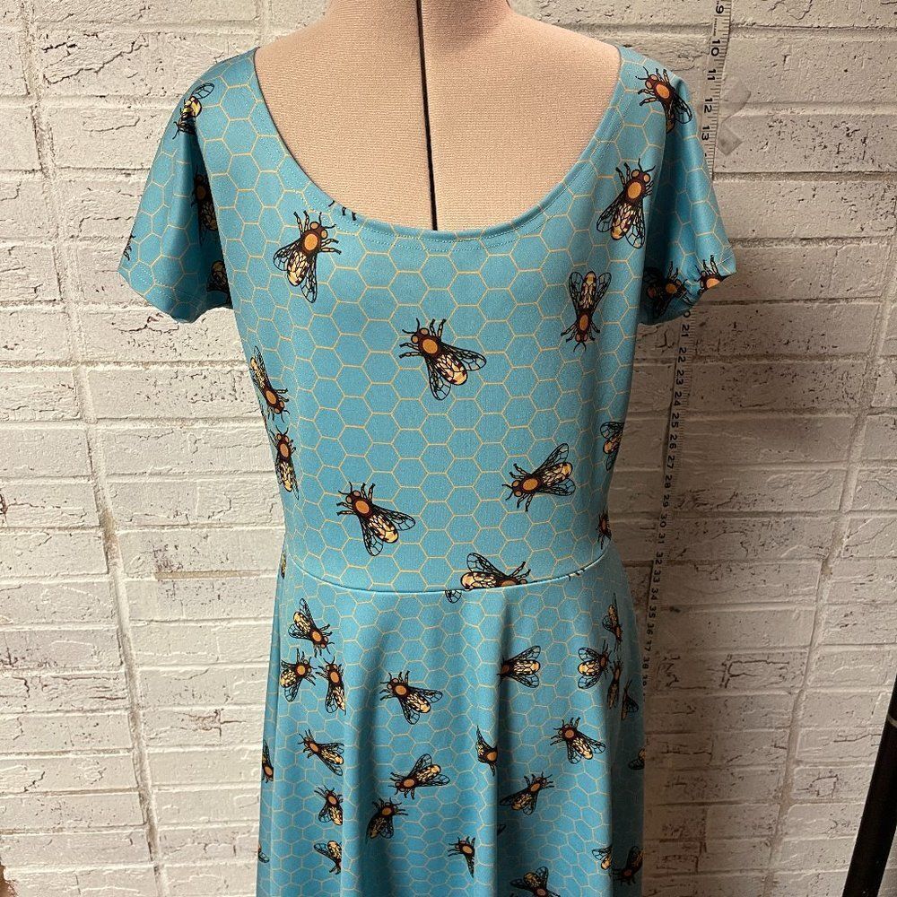 Cowcow Bee Teal Yellow Short Sleeve Dress Large NWOT